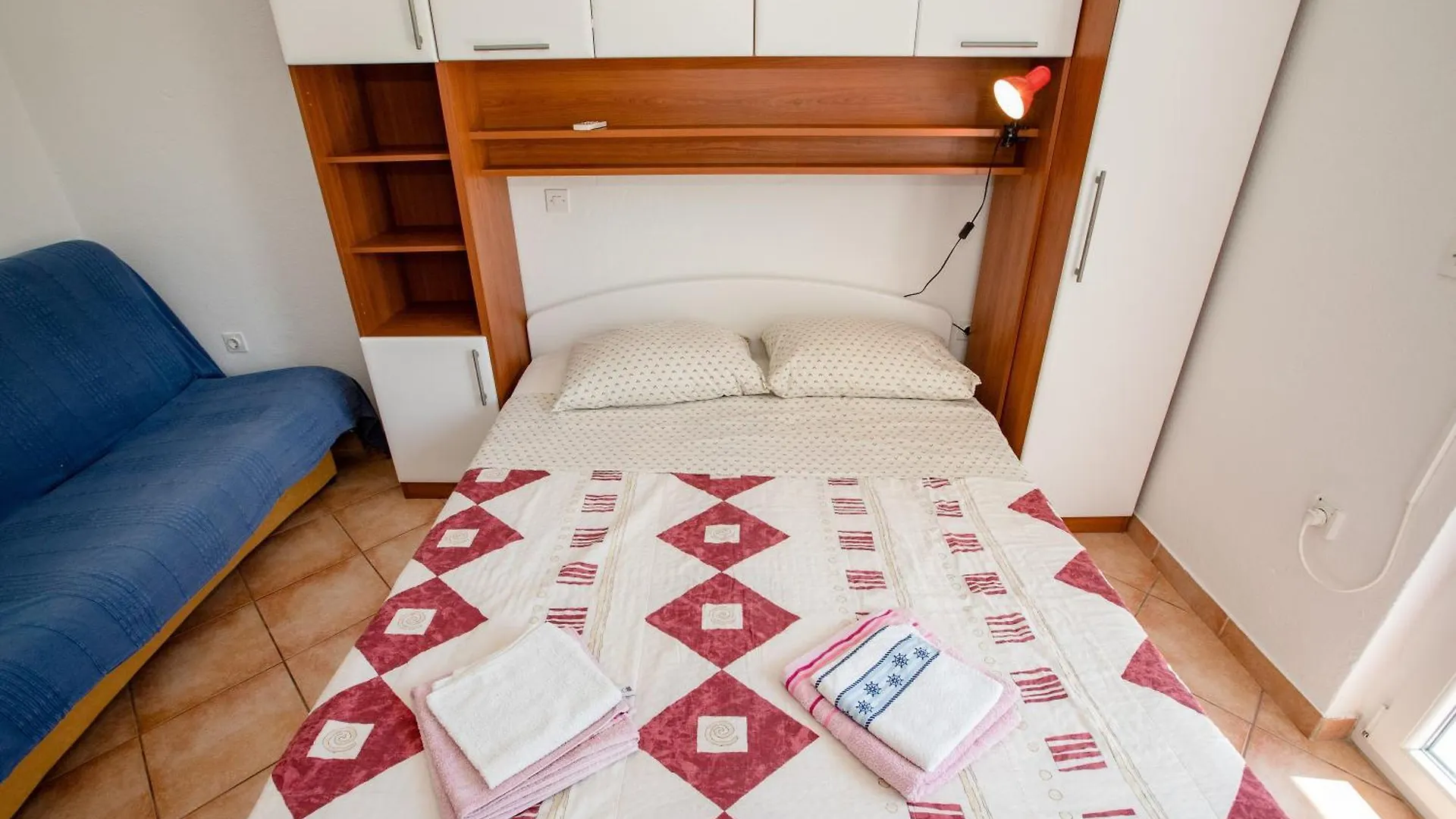 公寓 Fewo Daisy Mit Pool,Parking,Terrassen , Garten, Grill Palit